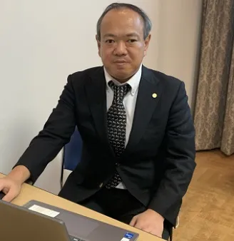 行政書士 竹内 聡貴